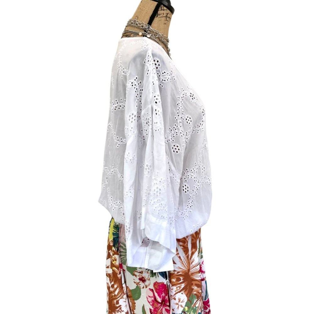 YFB Young Fabulous & Broke white eyelet top size MEDIUM - Picture 3 of 13